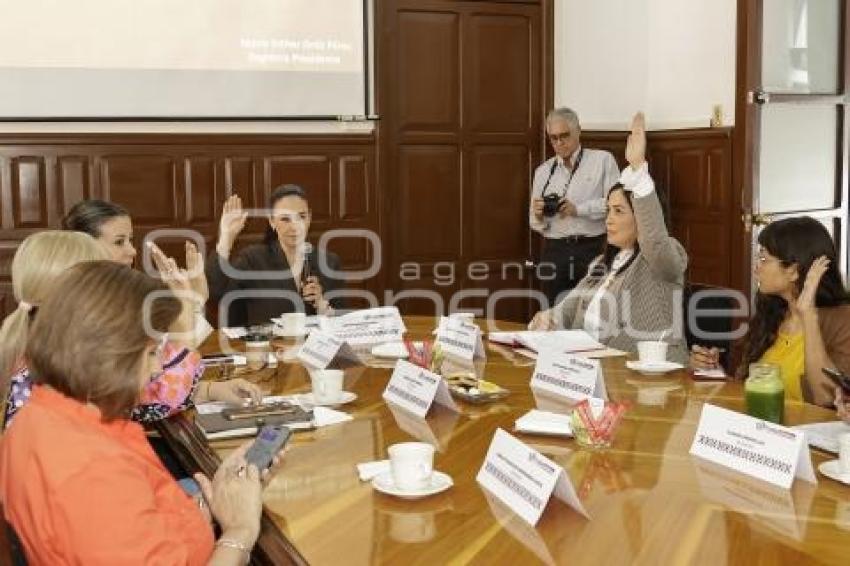 REGIDORES . COMISIÓN DE ATENCIÓN Y PROTECCIÓN