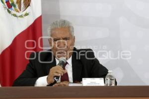 GOBIERNO ESTATAL . MANUEL VIVEROS