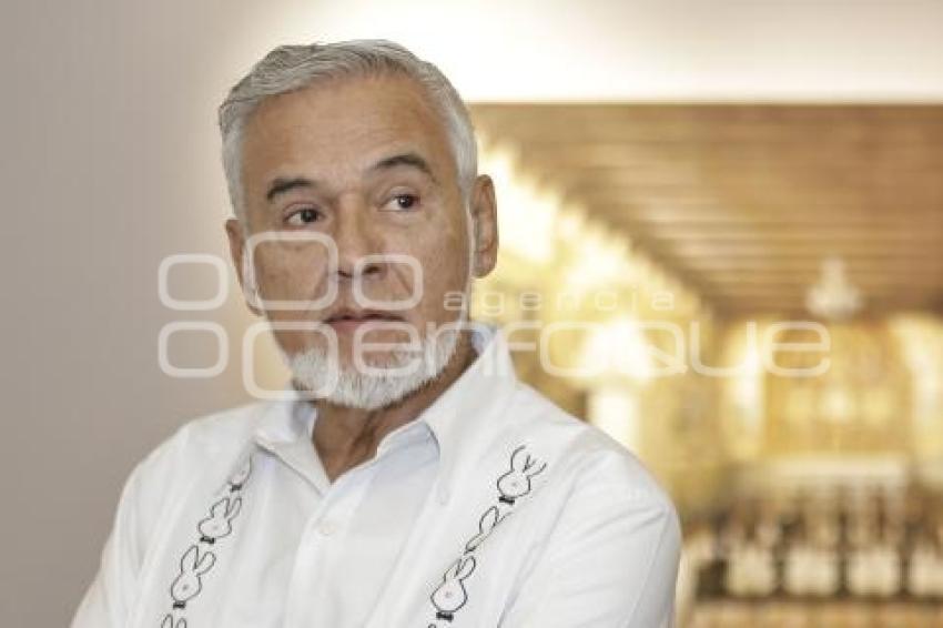 FRANCISCO SUÁREZ