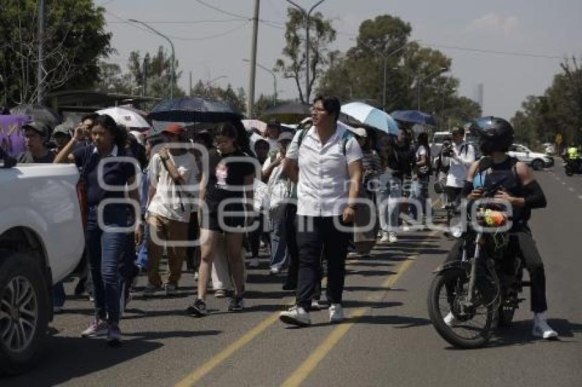 BUAP . MANIFESTACIÓN