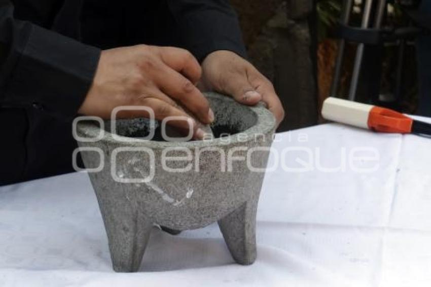 RELIGIÓN . ELABORACIÓN CENIZA