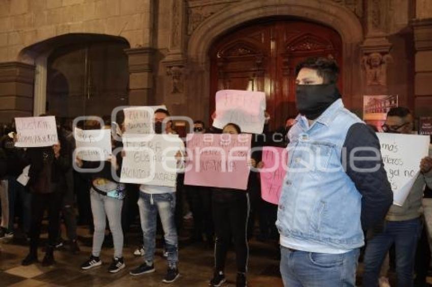 MANIFESTACIÓN POLICIA