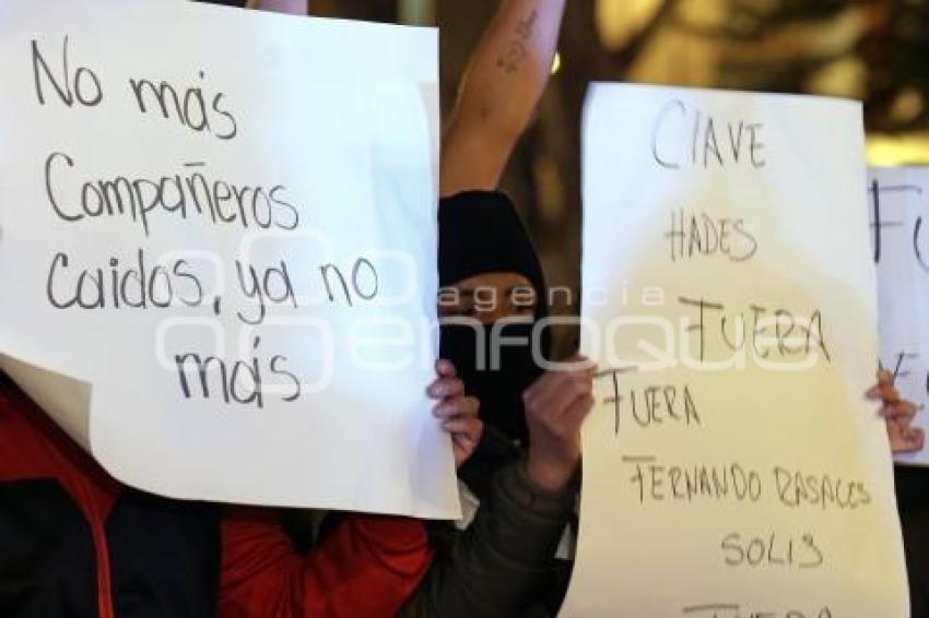 MANIFESTACIÓN POLICIA