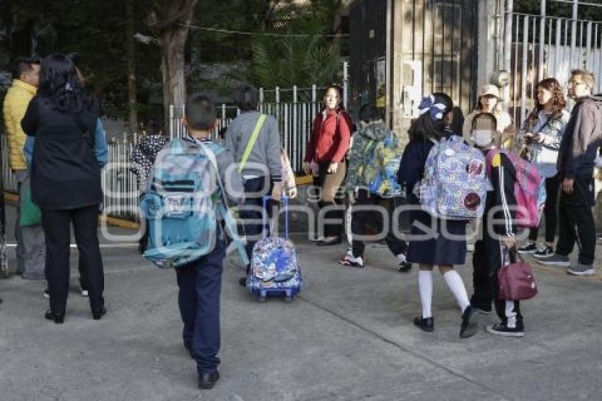 EDUCACIÓN . CAMBIO DE HORARIO