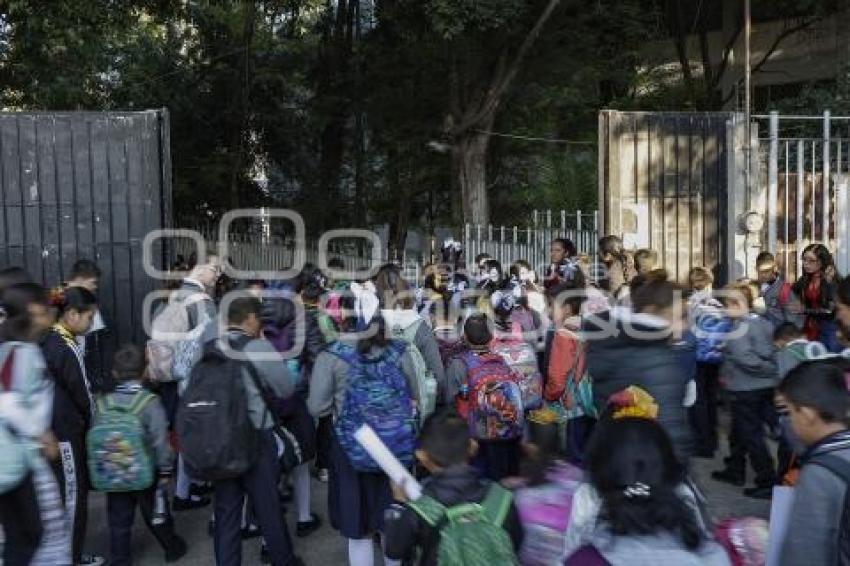 EDUCACIÓN . CAMBIO DE HORARIO