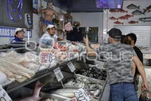 PESCADOS Y MARISCOS