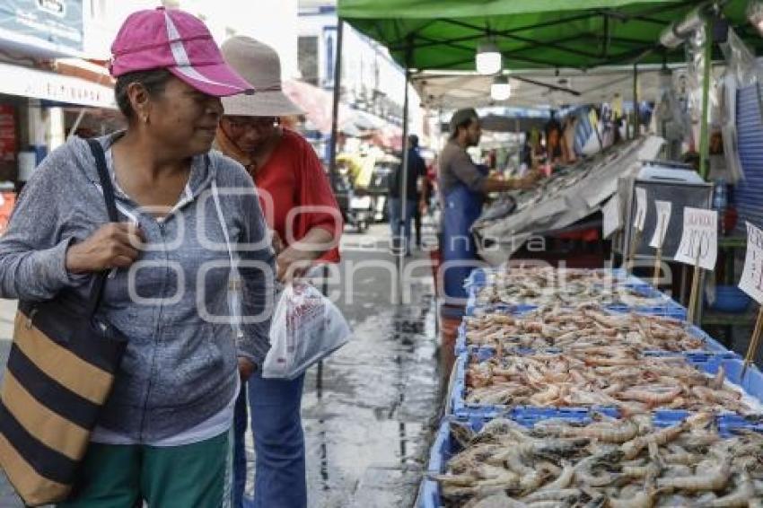 PESCADOS Y MARISCOS