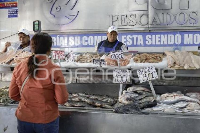 PESCADOS Y MARISCOS
