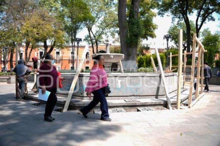 TLAXCALA . FUENTE OCTAGONAL