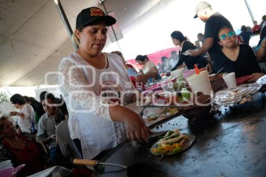 TLAXCALA . FERIA QUESADILLA Y TLACOYO