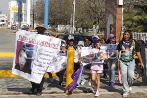 TEXMELUCAN . MANIFESTACIÓN 8M