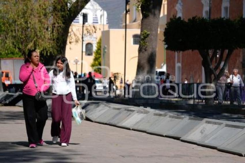 TLAXCALA . COLOCACIÓN DE VALLAS