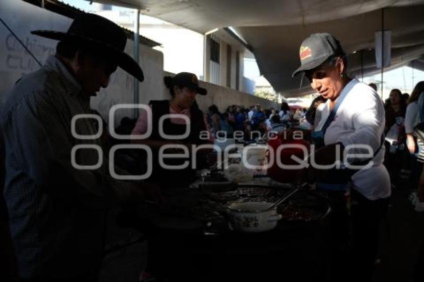 TLAXCALA . FERIA QUESADILLA Y TLACOYO
