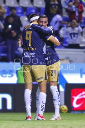 FÚTBOL . CLUB PUEBLA VS PUMAS