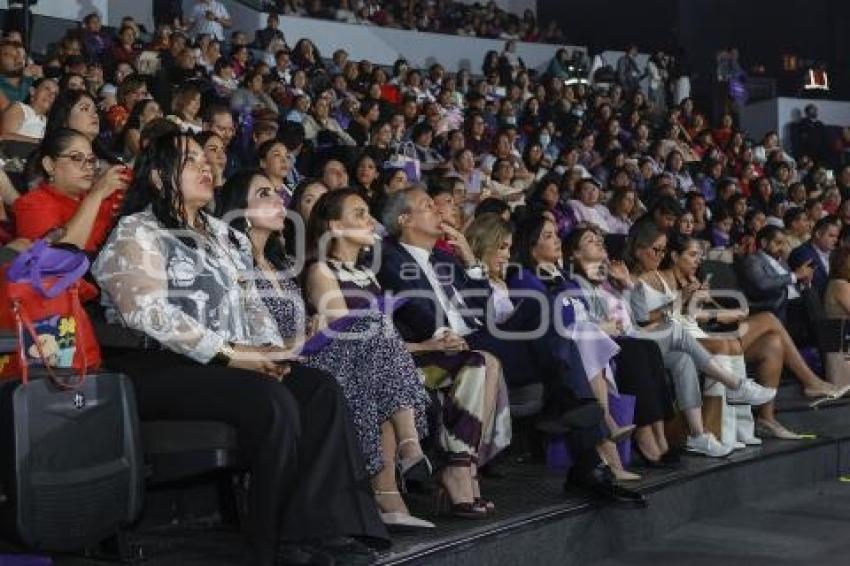 AYUNTAMIENTO . MUJERES IMPARABLES