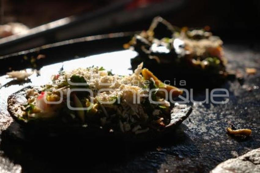 TLAXCALA . FERIA QUESADILLA Y TLACOYO