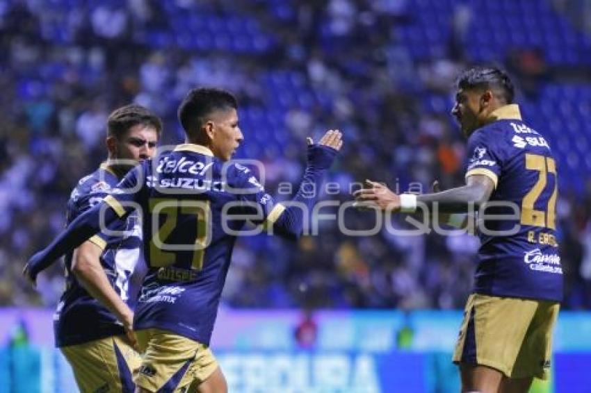 FÚTBOL . CLUB PUEBLA VS PUMAS