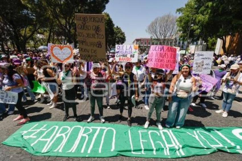 8M . MUJERES DE PUEBLA