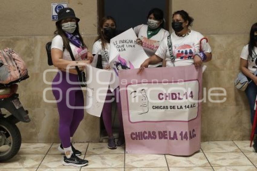 CHICAS DE LA 14