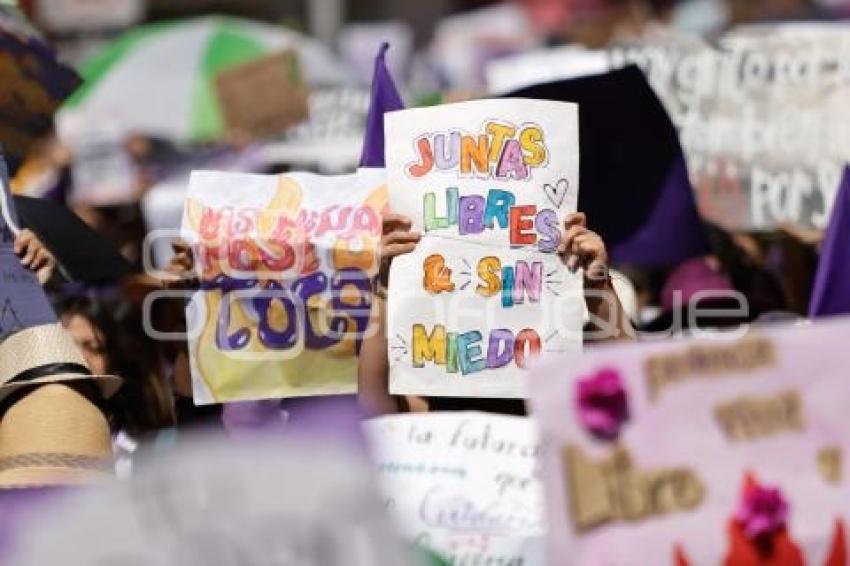 8M . MUJERES DE PUEBLA