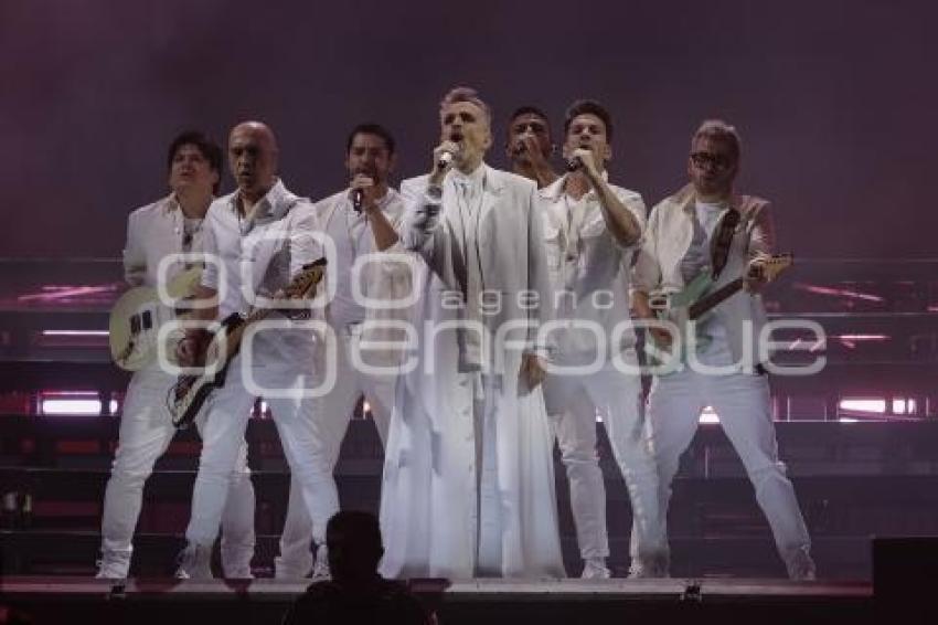 CONCIERTO . MIGUEL BOSÉ