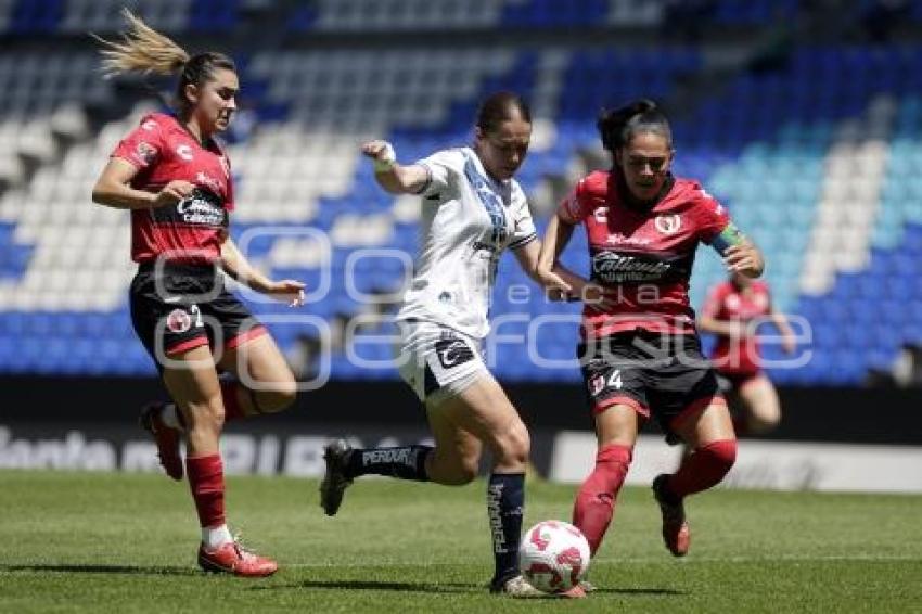 FÚTBOL FEMENIL . PUEBLA VS XOLAS