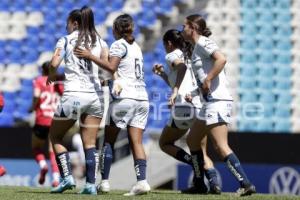FÚTBOL FEMENIL . PUEBLA VS XOLAS