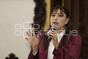 CLAUDIA RIVERA