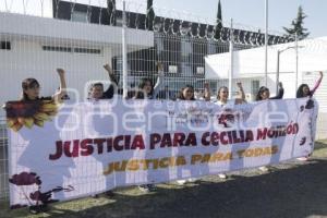MANIFESTACIÓN . CECILIA MONZÓN