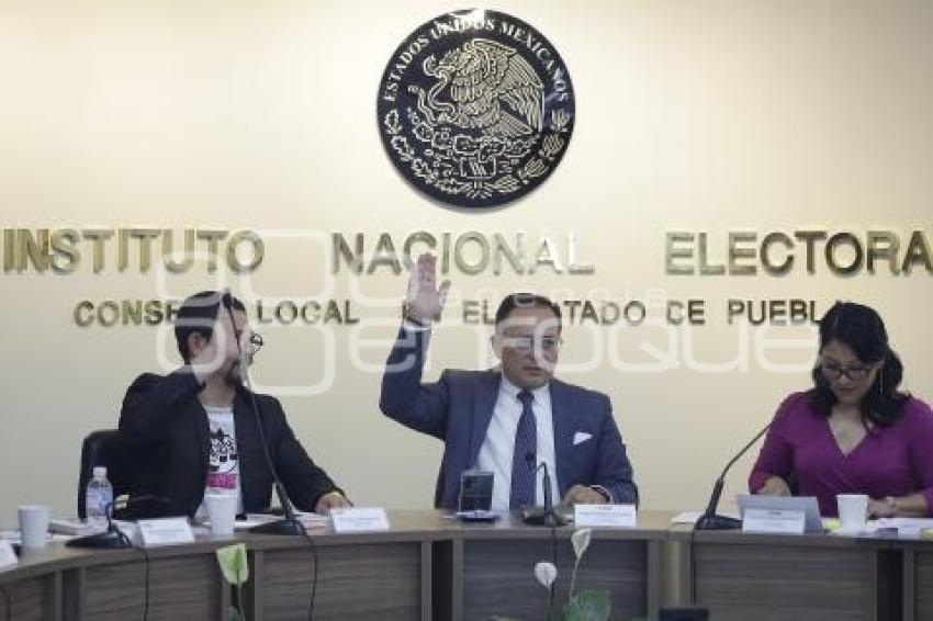 INE . SESIÓN EXTRAORDINARIA