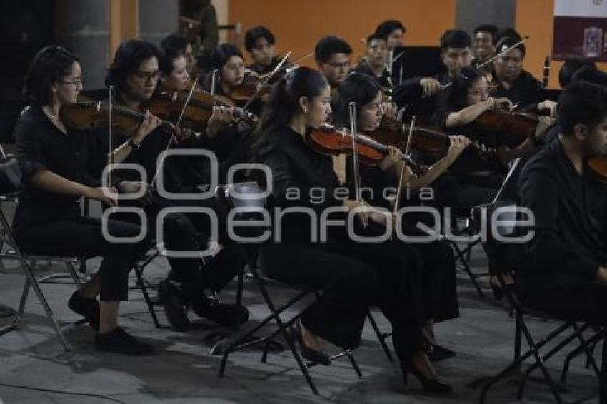 CONCIERTO ESPERANZA AZTECA
