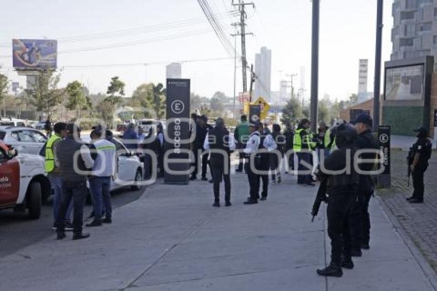 OPERATIVO . TAXIS PIRATAS