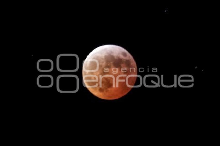 ECLIPSE LUNAR