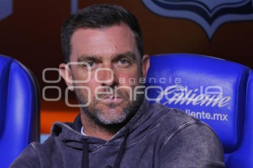 FÚTBOL . PABLO GUEDE