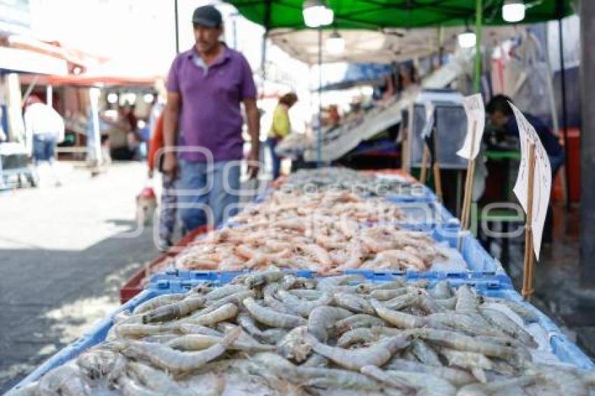 PESCADOS Y MARISCOS