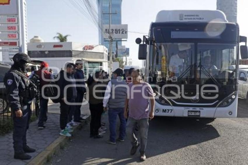 OPERATIVO . TAXIS PIRATAS