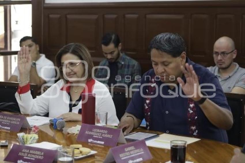 REGIDORES . COMISIÓN DE GOBERNACIÓN