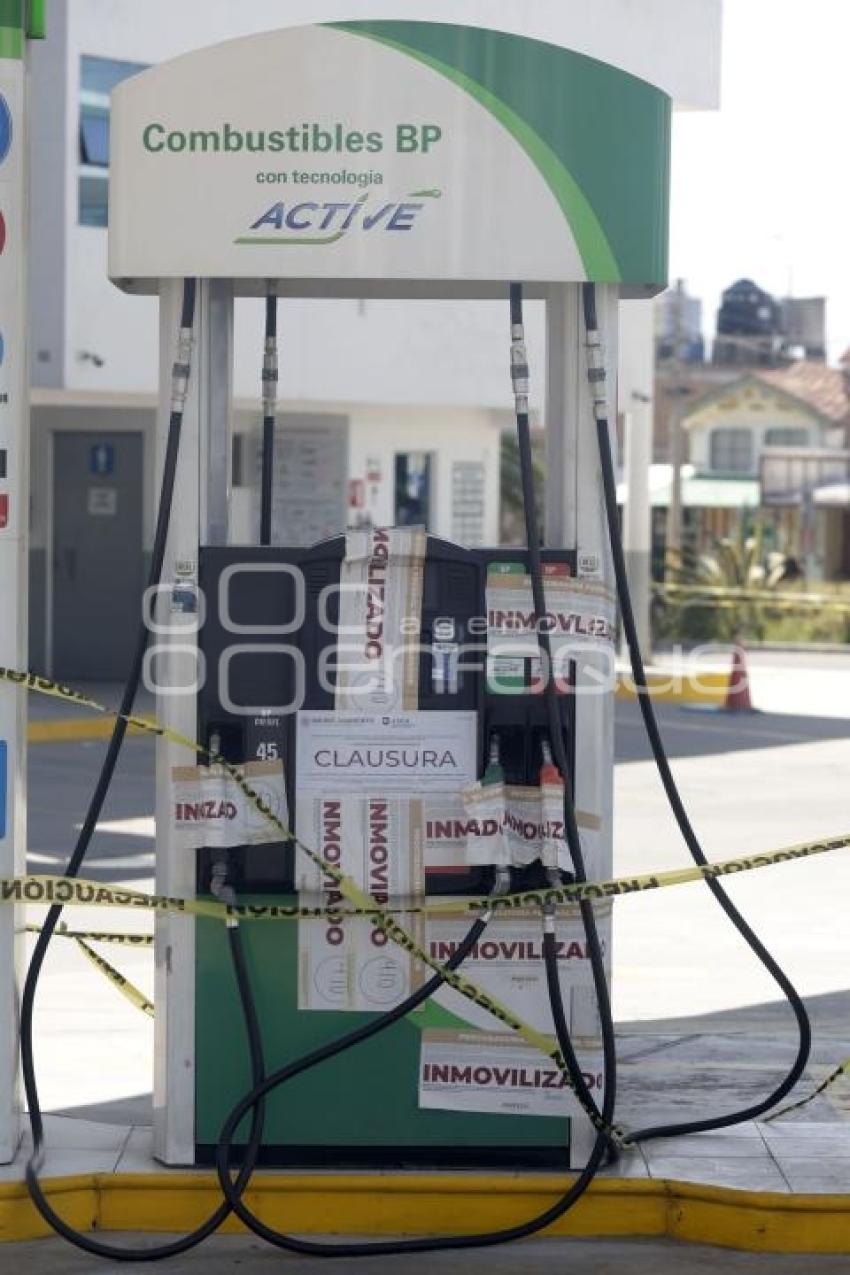 GASOLINERAS . CLAUSURA