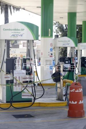 GASOLINERAS . CLAUSURA