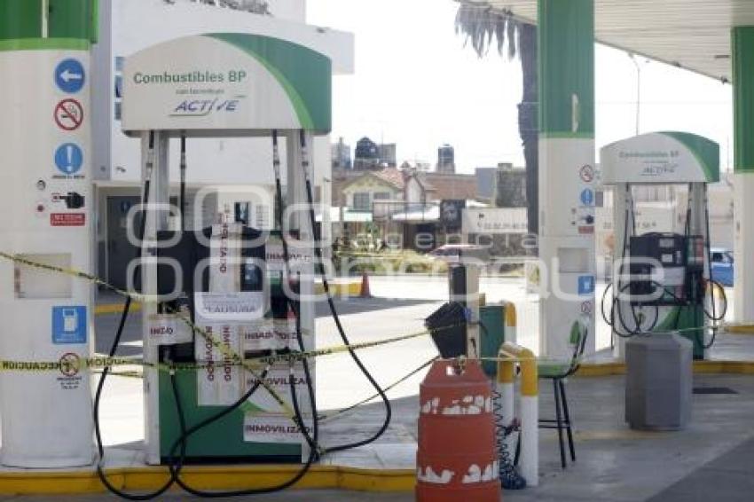 GASOLINERAS . CLAUSURA