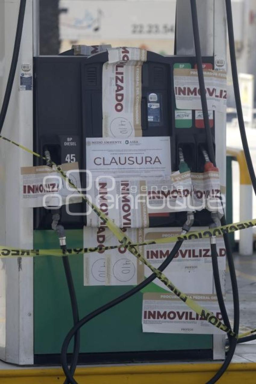 GASOLINERAS . CLAUSURA