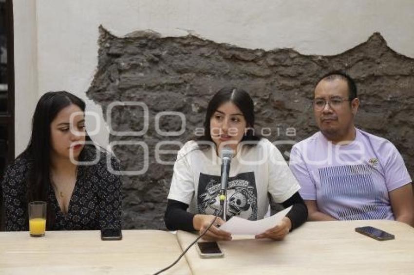 PASO PEATONAL . ACTIVISTAS
