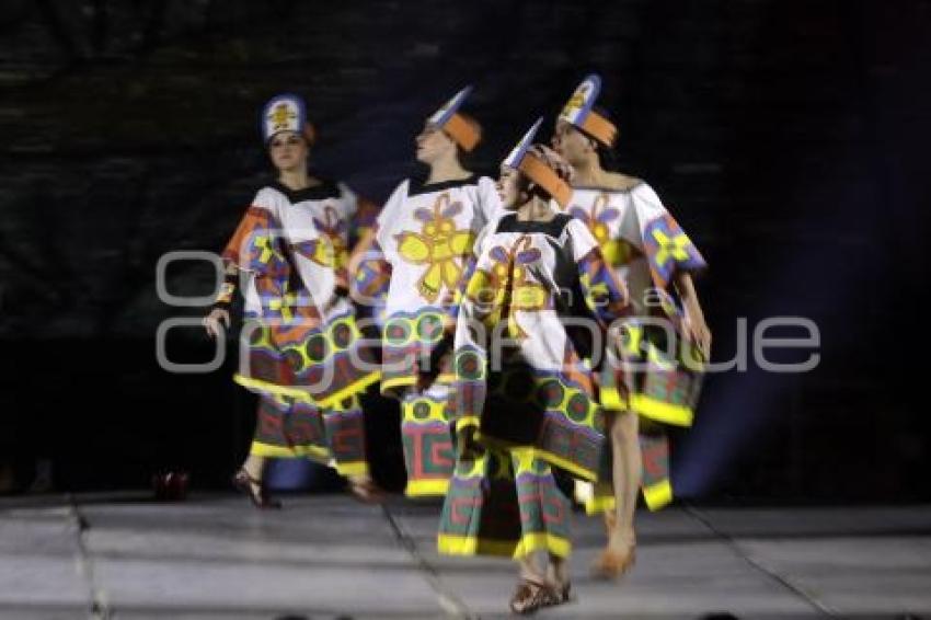 CHOLULA . RITUAL A QUETZALCÓATL
