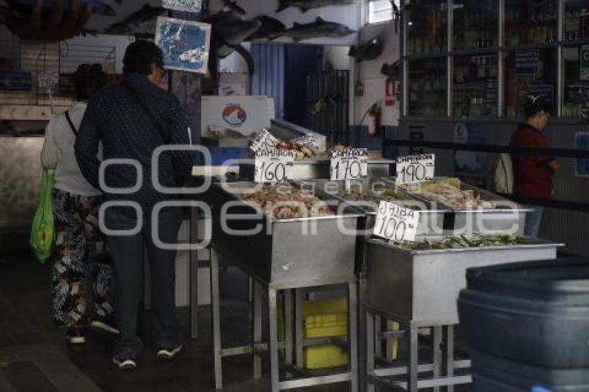 PESCADOS Y MARISCOS