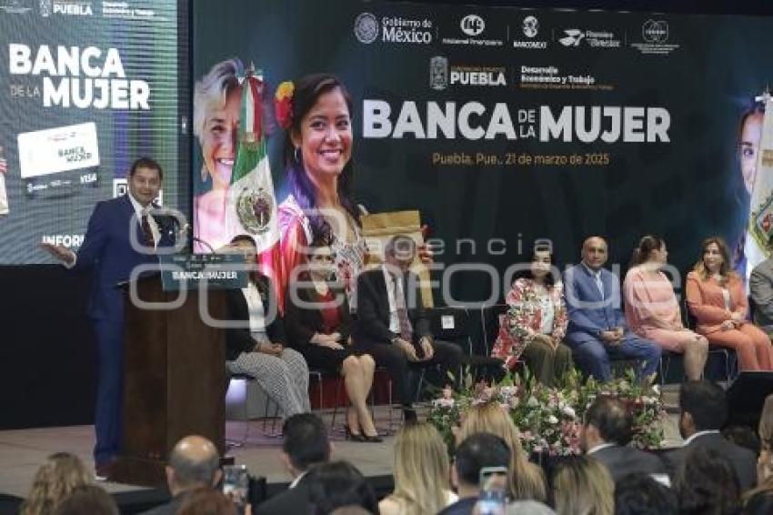 BANCA DE LA MUJER
