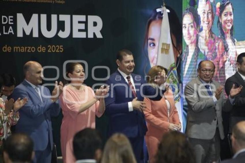 BANCA DE LA MUJER