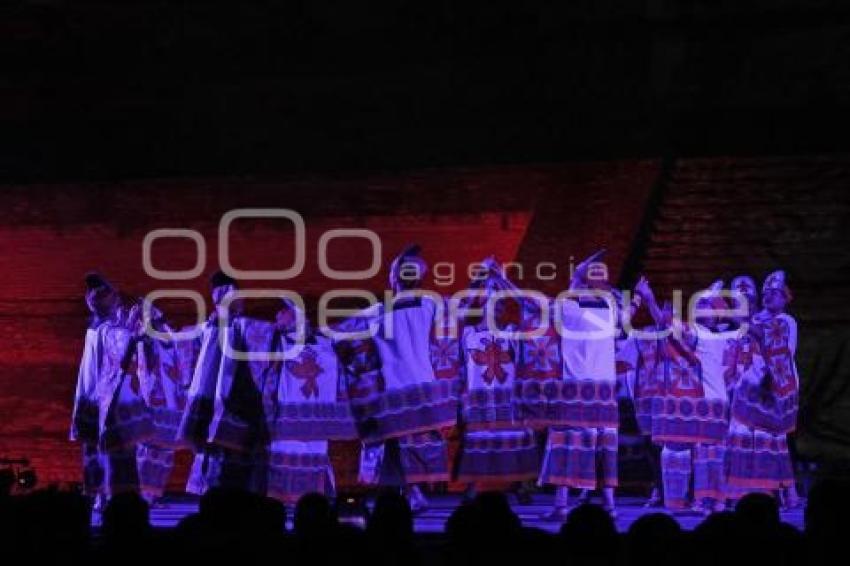 CHOLULA . RITUAL A QUETZALCÓATL