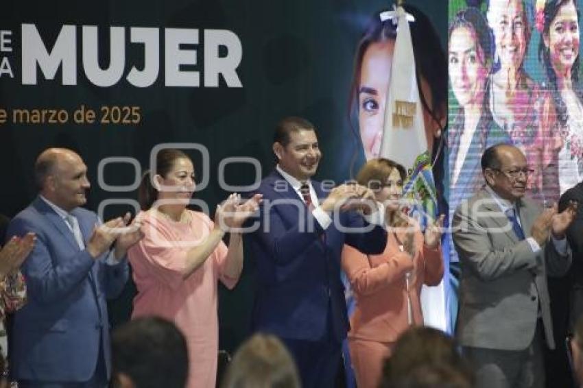 BANCA DE LA MUJER