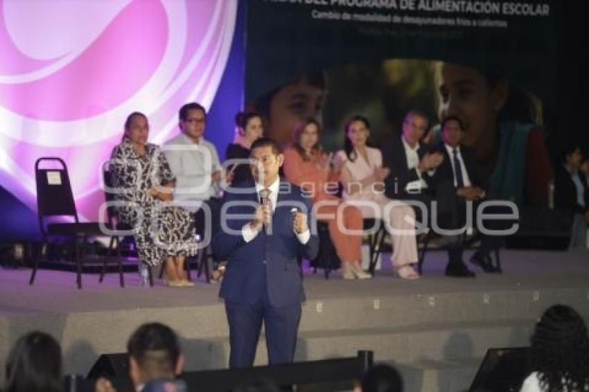 GOBIERNO DEL ESTADO . DESAYUNOS CALIENTES