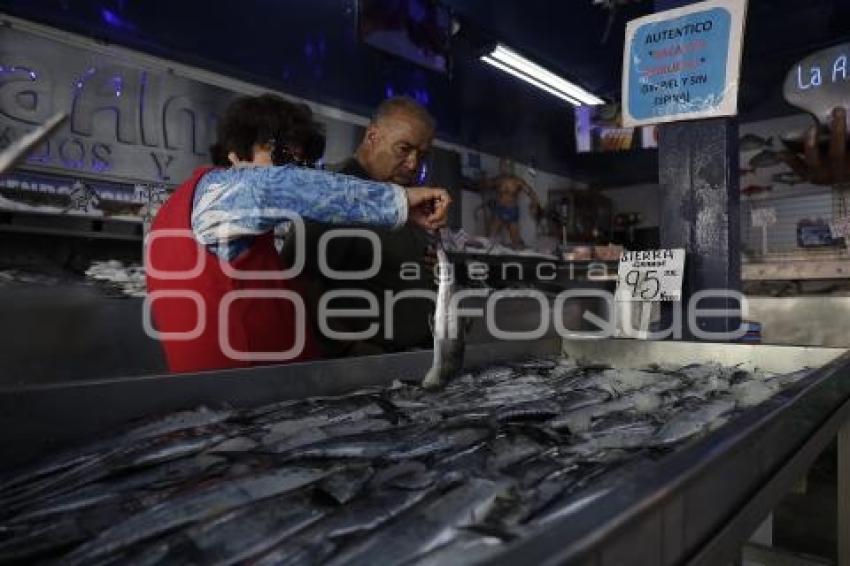 PESCADOS Y MARISCOS